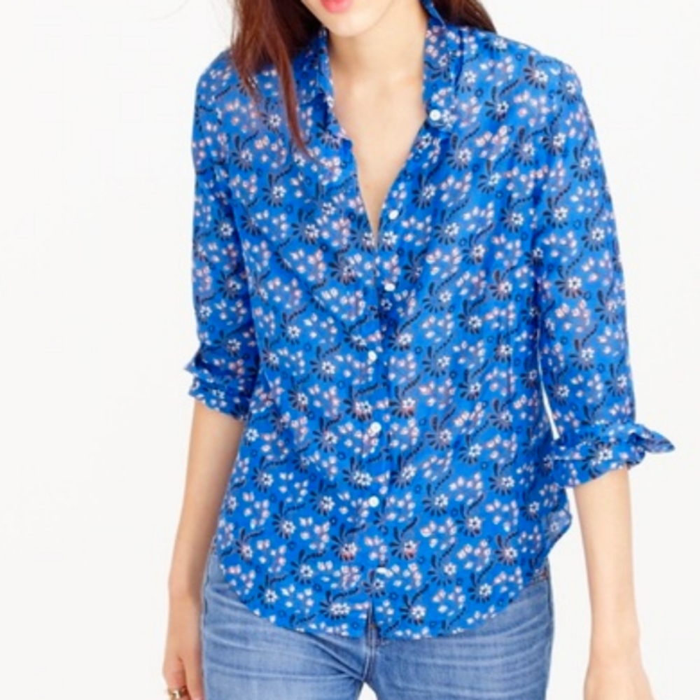 J. Crew • Perfect Fit Silk Blend Button Down w/ Vintage Scarf Print 12